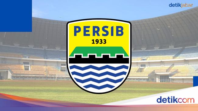 Prediksi Line Up Persib vs Persik: Ada Duel Hehanusa Bersaudara