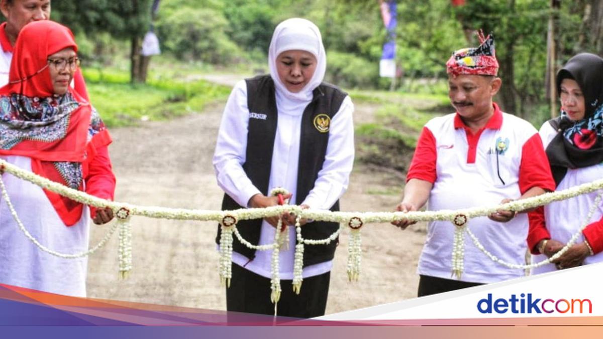 Gubernur Khofifah Resmikan Akses Jalan Merak-Baluran Situbondo