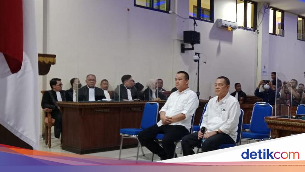 Warek I dan Ketua Senat Didakwa Terima Suap PMB Unila