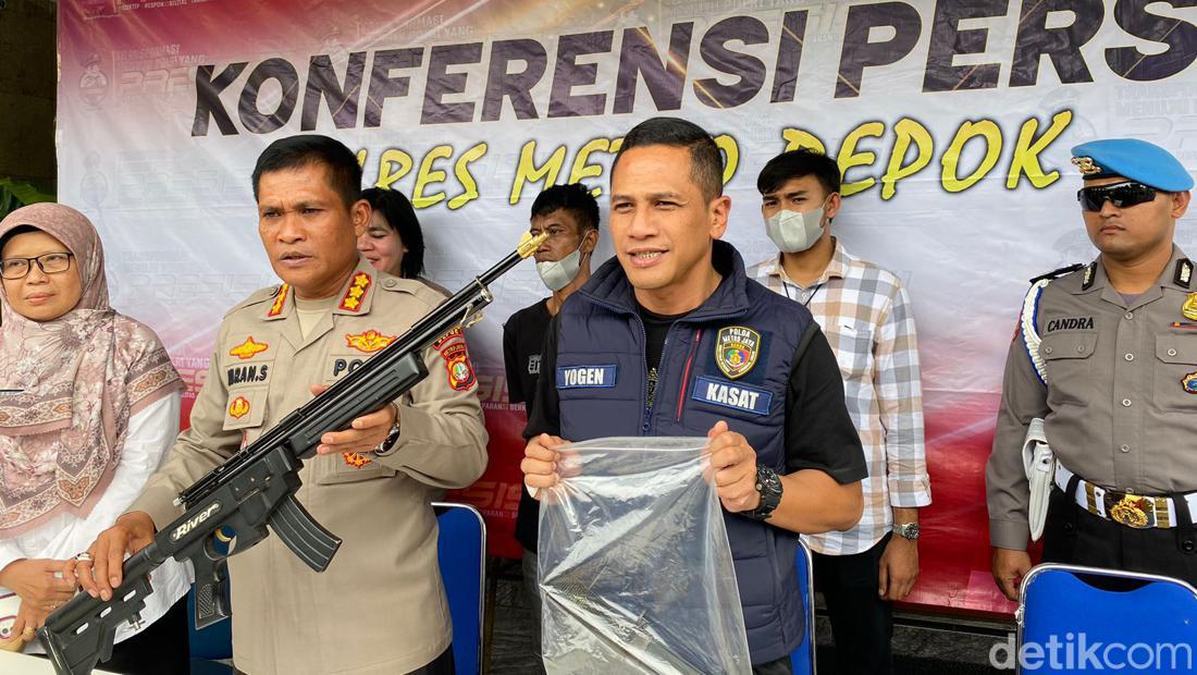 Dramatis! Begini Momen Penyergapan Ayah Sandera Anaknya Di Depok