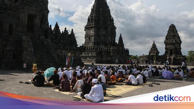 Momen Persembahyangan Hari Raya Kuningan di Beberapa Wilayah Indonesia