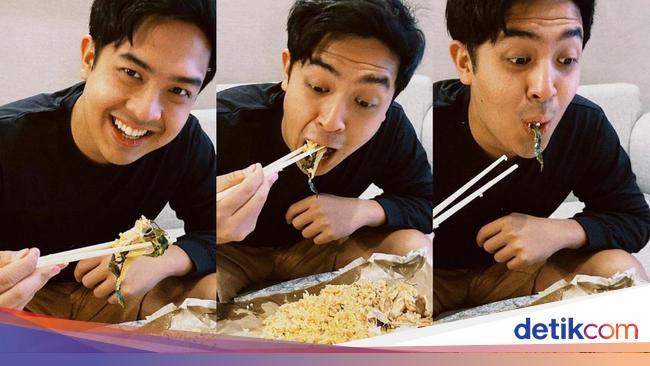 Bukan Pakai Tangan Jerome Polin Makan Nasi Padang Pakai Sumpit