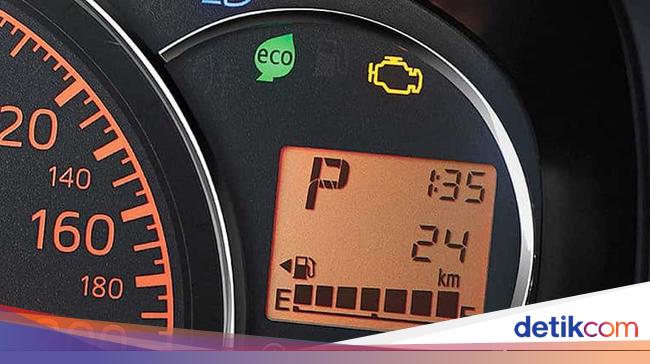 Car Injection Indicator On?  Check First, Could Be Just A Trivial Problem