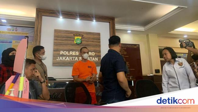 Asa Raden Indrajana ran aground to not live behind bars