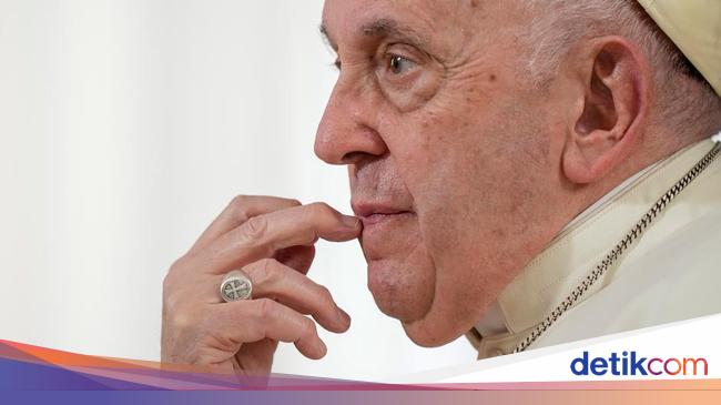 Pope Francis: Homosexuality is not a crime