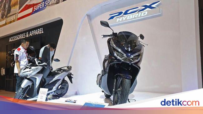 Sayonara!  Automatically injected Honda PCX Hybrid in Indonesia