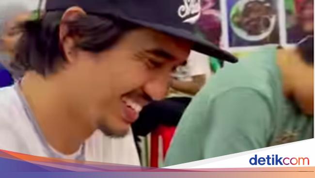 Cerita Warga soal Duta Sheila On 7 Ikut Ronda hingga Ambil Jimpitan