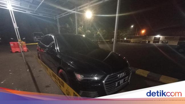 Kompol D Examined by Propam, Suspected of Having an Affair with a Woman in an Audi A6 Car