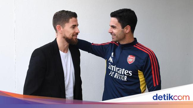 Arteta Reminds Jorginho of Sarri