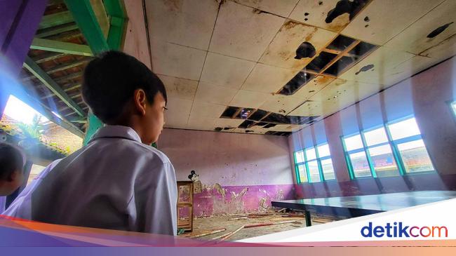 SD yang Rusak di Sukabumi Diperbaiki Tahun Ini