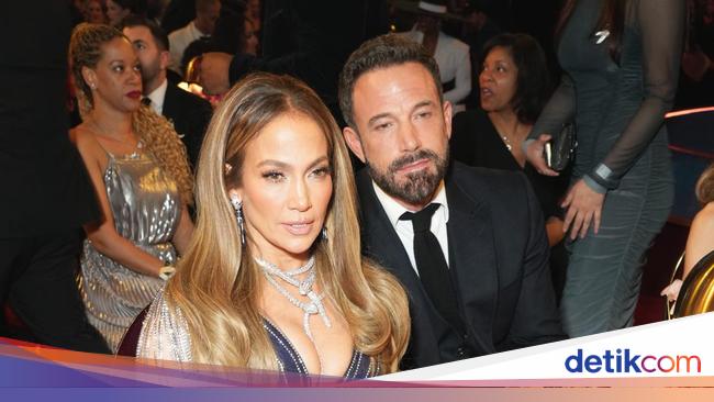 Here’s What Really Happened with Jennifer Lopez and Ben Affleck at the 2023 Grammys