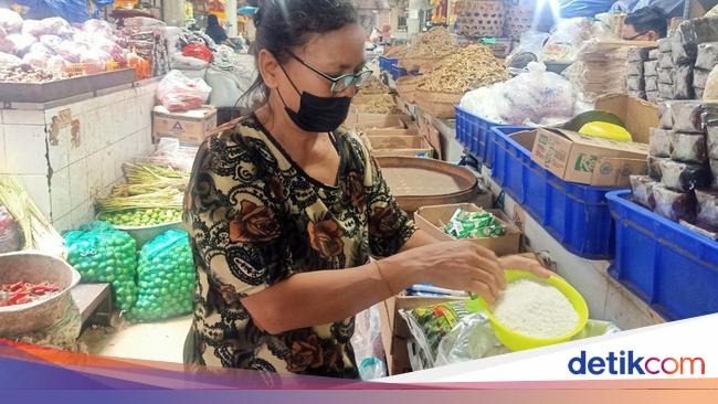 Beras Premium-Polos di Denpasar Naik, Pelanggan Pilih Beras Bulog
