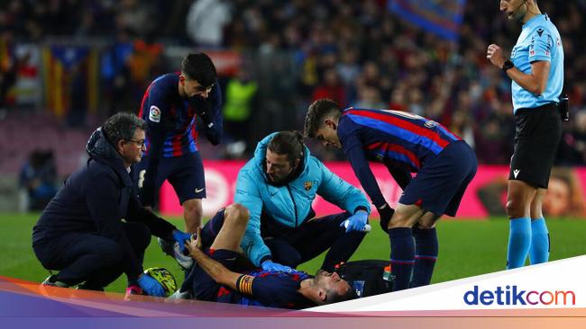 Busquets Ankle Injury Threatened to Absent Against MU