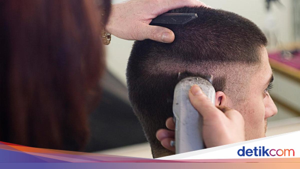 16 Gaya Rambut Nggak Ada Matinya yang Bisa Dicontoh Pria Indonesia