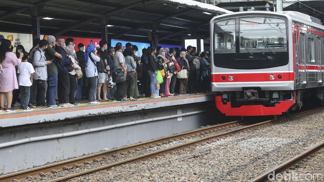 Rute KRL Jabodetabek Terbaru 2023, Lengkap Beserta Harga Tiket