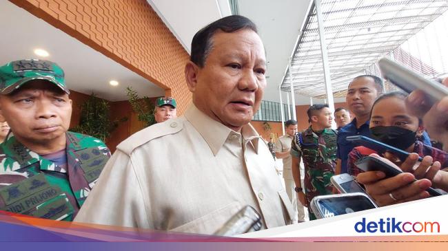 Prabowo Subianto berdialog dengan para pemimpin daerah