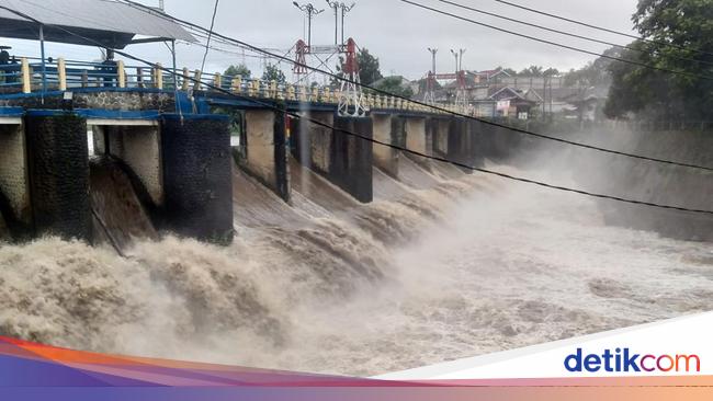 Katulampa Dam on Alert III This Morning, DKI Residents Asked to Be Alert for Floods