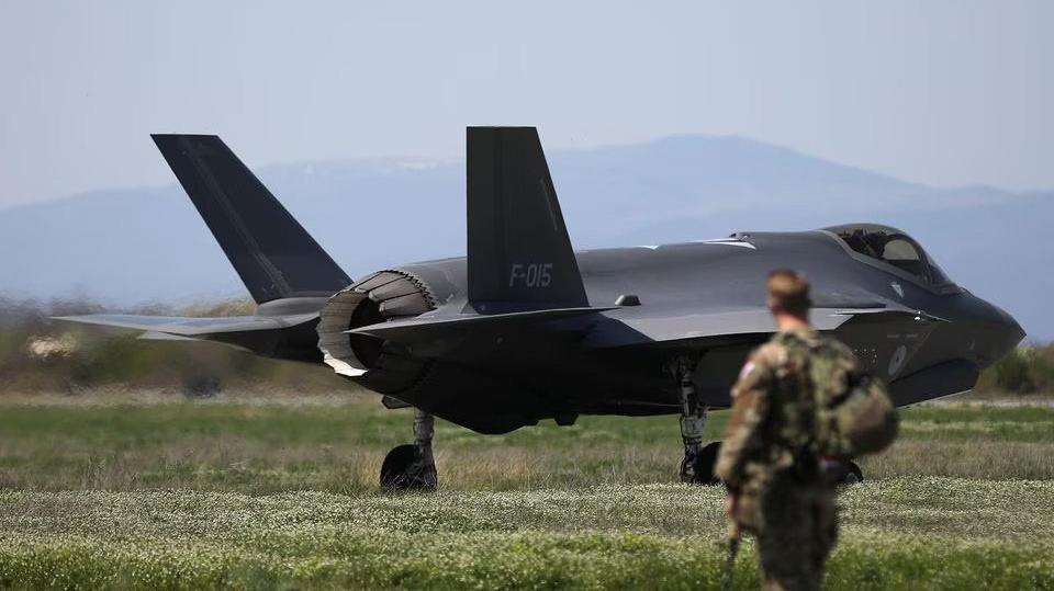 Tegang! Jet Tempur F-35 Belanda Cegat 3 Pesawat Rusia Dekat Polandia