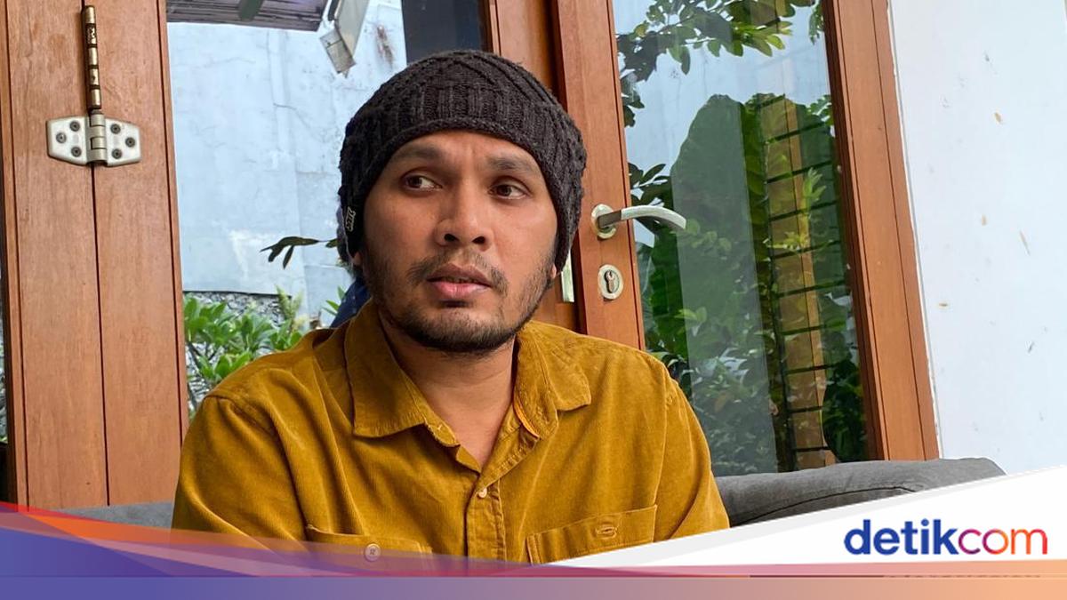 Hanan Attaki Sang Penggerak Pemuda Hijrah