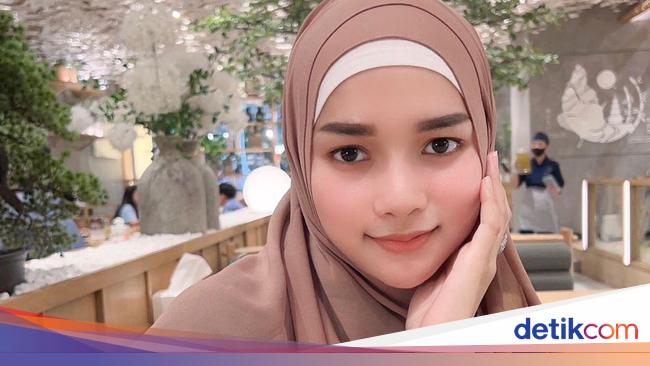 Valent Olivia Surprises Netizens, Suddenly Hijabs