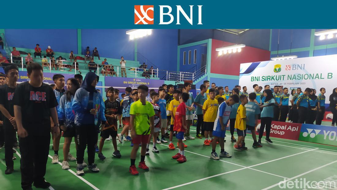 BNI Sirnas B 2023 Kota Batam Dimulai, Waktunya Pebulutangkis Muda Bersinar!