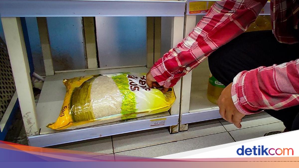 Beras 5 Kg di Toko Ritel Langka, Mendag Minta Bulog Bantu Pasokan
