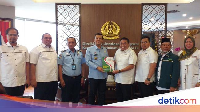 Amphuri Minta Keringanan Syarat Paspor Haji-Umrah, Ini Respons Imigrasi Amphuri Minta Keringanan Syarat Paspor Haji-Umrah, Ini Respons Imigrasi