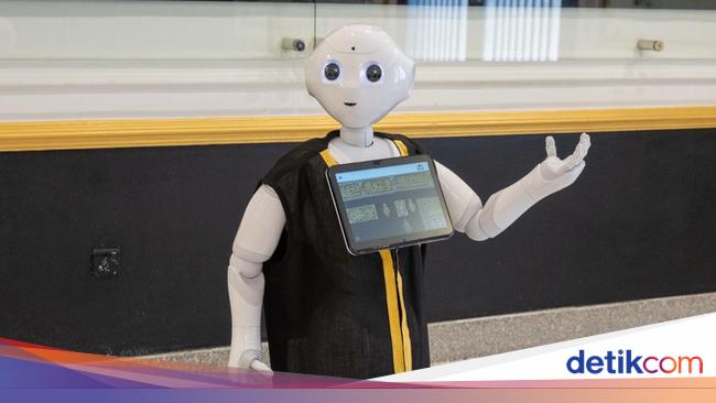 Unik, Pabrik Kiswah Ka'bah Dijaga Bocah Robot