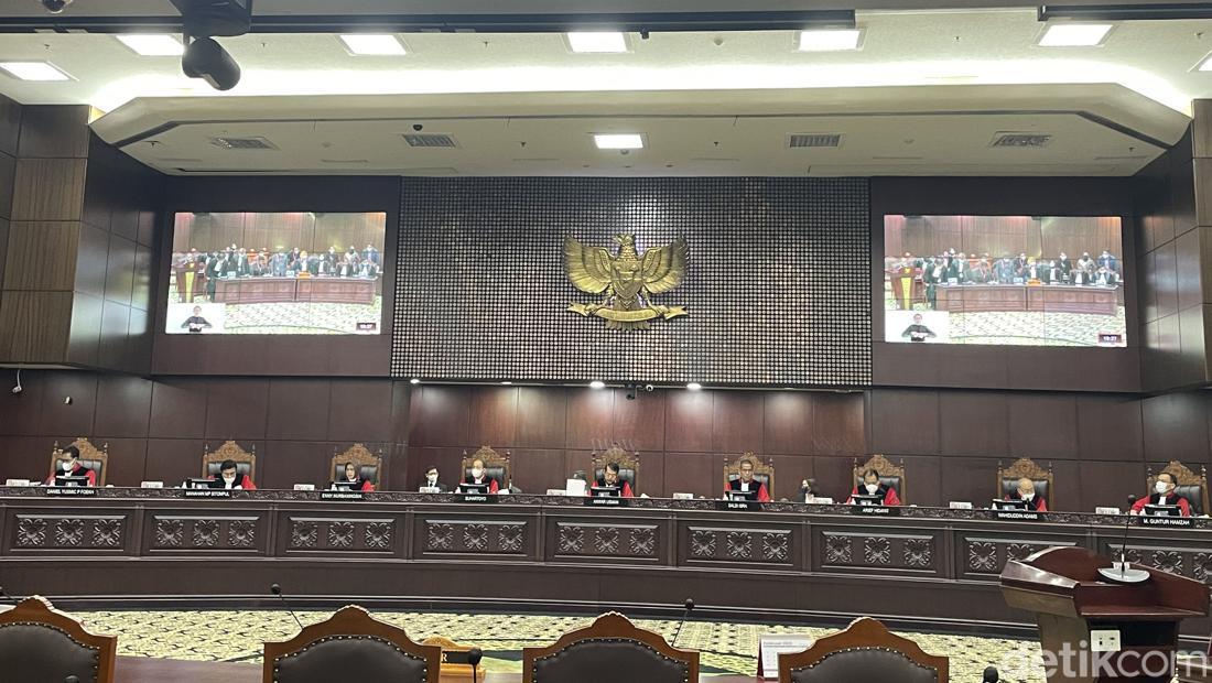 MK Gelar Sidang Lanjutan Gugatan Perppu Ciptaker, Agenda Keterangan ...