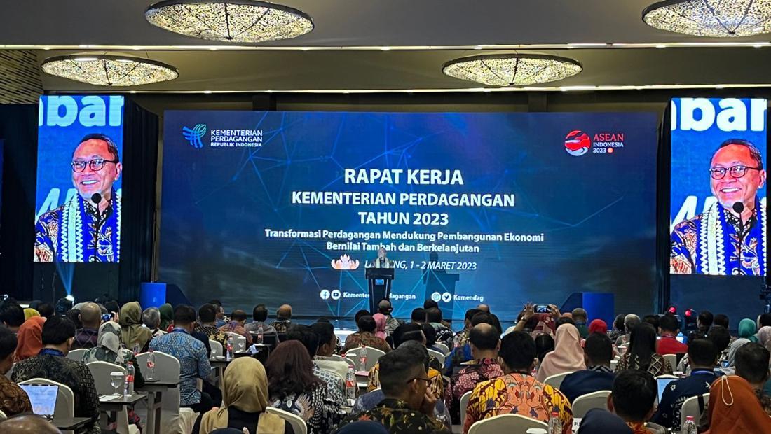 Bangkitnya Pengusaha Lokal: Inovasi, Ketahanan, dan Masa Depan Ekonomi Indonesia