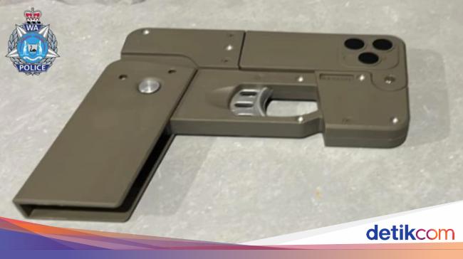 Horrified, There’s a Gun Shaped Like an iPhone 14 Pro