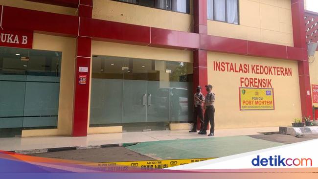 RS Polri Telah Terima 14 Kantong Jenazah Korban Kebakaran Glodok Plaza