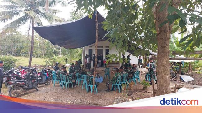 Prajurit TNI Gugur Ditembak KKB, Keluarga di Bone Histeris Tunggu Jenazah