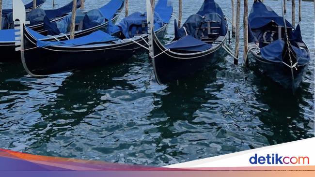 Venesia Kewalahan Gondola Murah Khusus Warlok Jadi Rebutan Wisatawan
