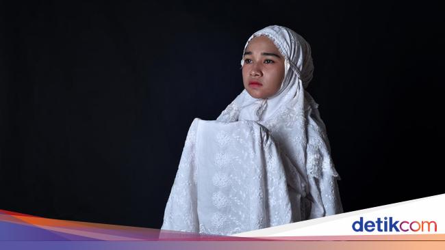 Hukum Sholat Jumat Bagi Perempuan Bolehkah