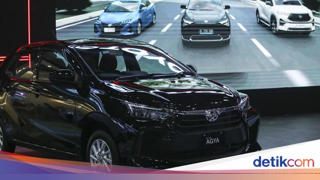 Toyota Agya - Honda Brio Cs Kena Imbas Kenaikan PPN 12%