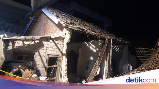 1 Person Killed and 3 Injured as a result of the Explosion at a Malang Resident’s House