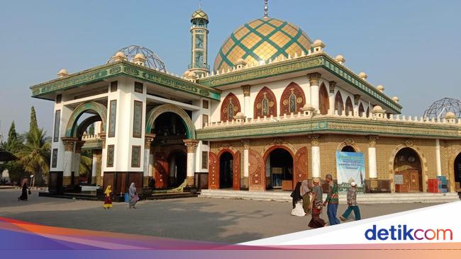 Rekomendasi 7 Destinasi Wisata Religi yang Pas buat Ramadan