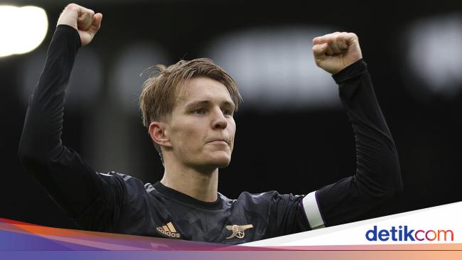 Agree Odegaard Overtakes De Bruyne as Premier League Best Midfielder?