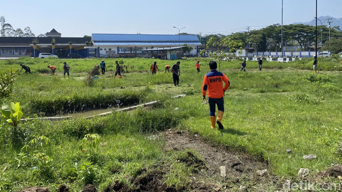 Langkah Pemkot Sukabumi Antisipasi Banjir Di Terminal Kota Sukabumi