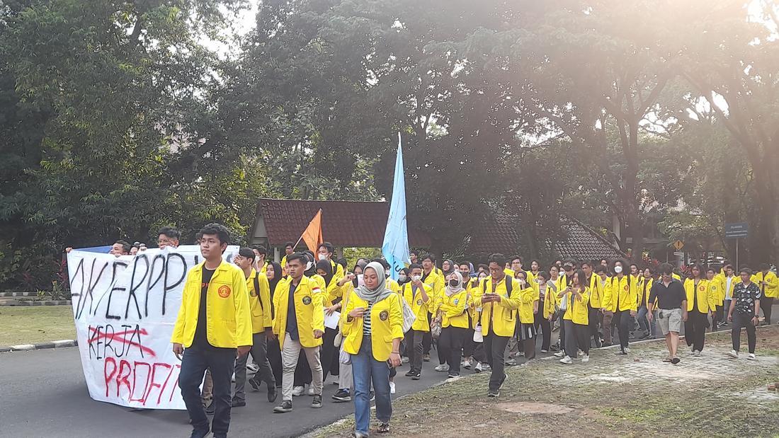 Menolak Pengesahan Perppu Cipta Kerja Menjadi Undang-Undang