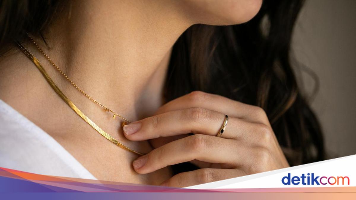 Wanita di Tangsel Tergetkan Toko Ramai Pengunjung Buat Jual Emas Palsu
