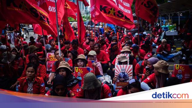 Hari Ini Ribuan Buruh Mau Geruduk Istana, Tuntut Kenaikan Upah