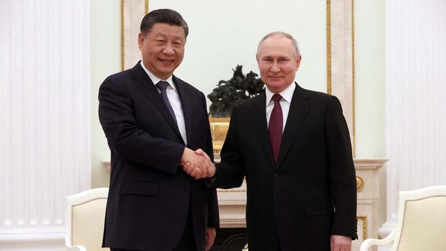 Presiden China Bahas Perdamaian Dunia dalam Pesan Tahun Baru untuk Putin