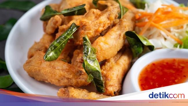Resep Sayap Ayam Goreng Daun Jeruk Yang Renyah Wangi Buat Buka Puasa Resep Sayap Ayam Goreng Daun Jeruk Yang Renyah Wangi Buat Buka Puasa