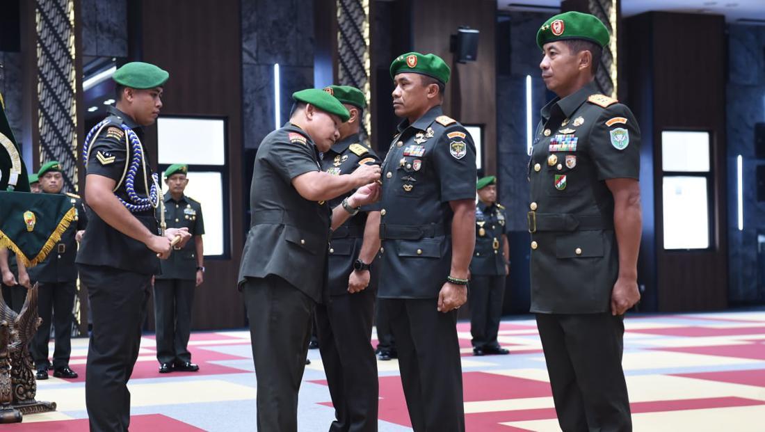 KSAD Jenderal Dudung Pimpin Sertijab Pangdam Jaya Dan Pangdam Iskandar Muda