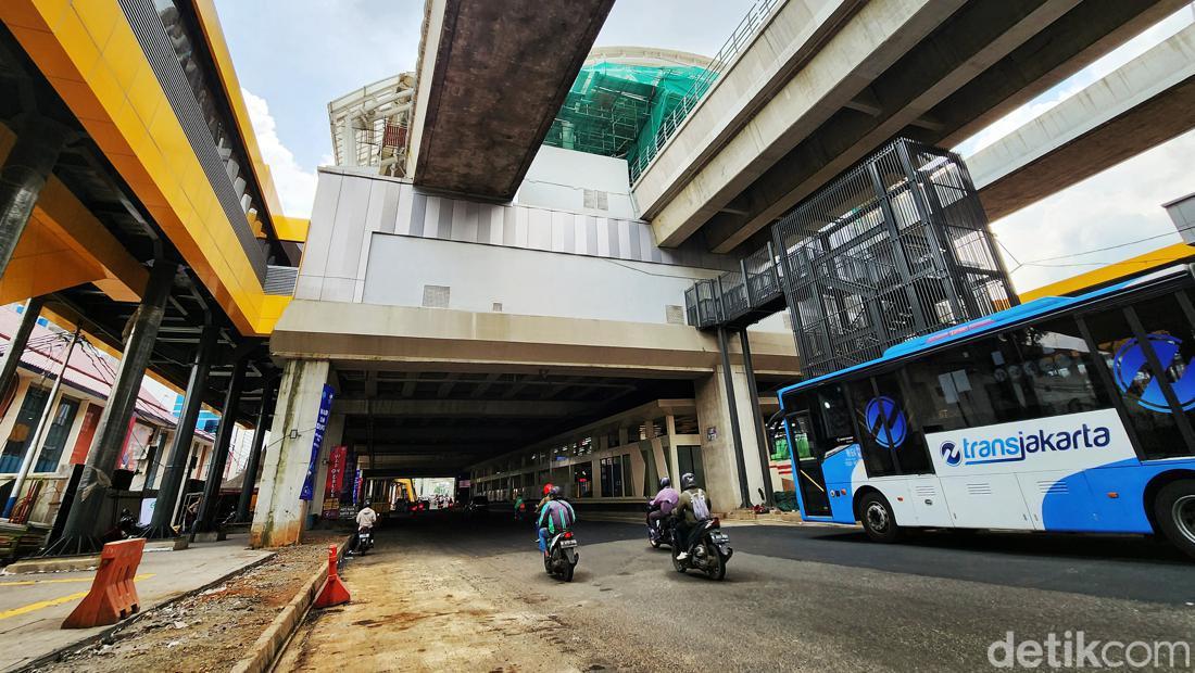 Halte TransJakarta Cawang BNN Mulai Beroperasi