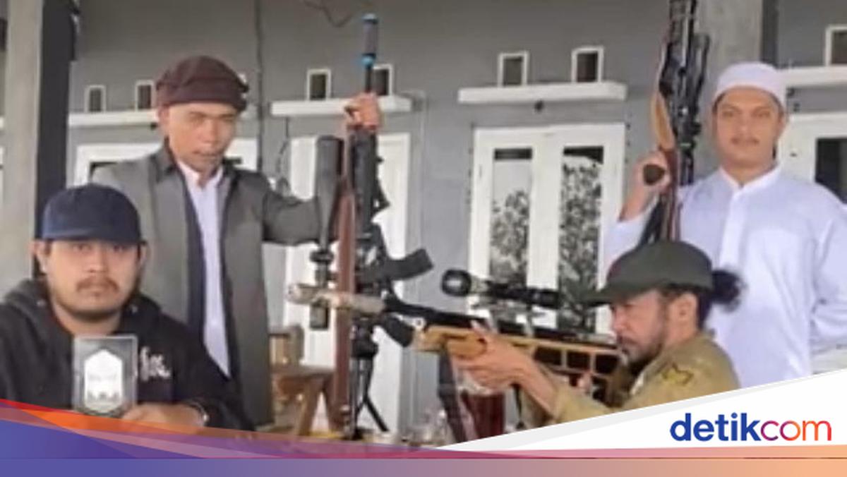 Sekum MUI Sukabumi Serahkan Senapan di Video 'Hamba yang Membunuh' ke Kodim