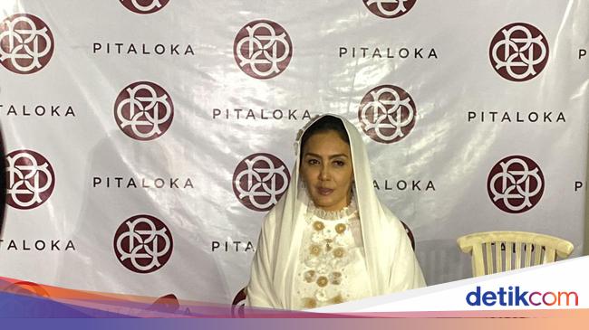 Rieke Diah Pitaloka’s Spiritual Journey Unfolds at the Age of 49