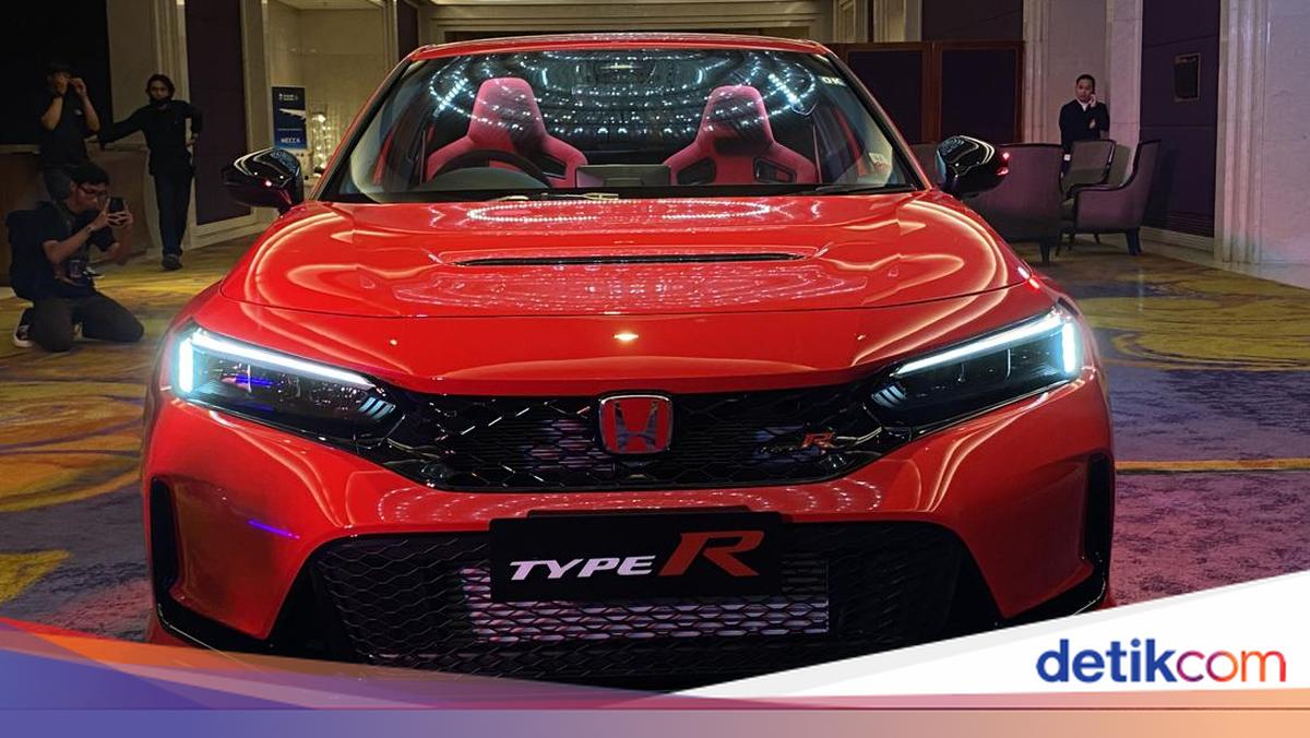 Civic Type R Terbaru Rare! Tak Ada Bayar Lebih Mahal Inden Lebih Cepat